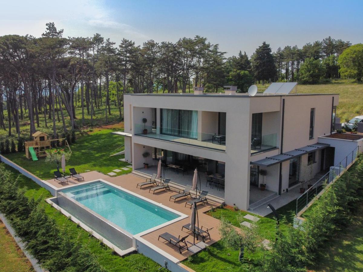 Villa Valpinia Martinski Buitenkant foto